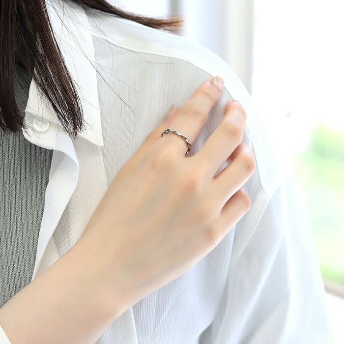 指輪リングツイストシルバーサージカルステンレスファッションリング9号11号14号アクセサリー金属アレルギー対応