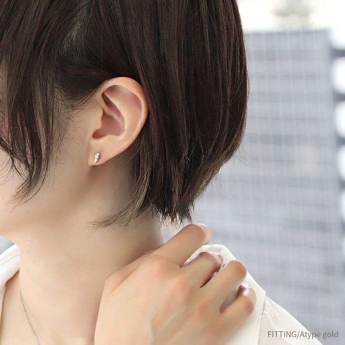 ピアスチタンポストビーンズシンプルスタイリッシュスタッドアクセサリー