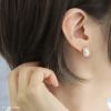 ピアスチタンポストアンティーク調オーバルフレームシェルホワイトパールスタッドアクセサリー