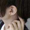 ピアス18Kコーティングスタイリッシュアングルパールロジウムチタンポストスタッドアクセサリー
