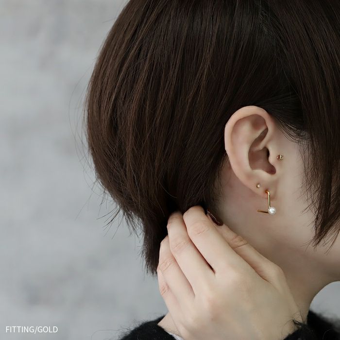 ピアス18Kコーティングスタイリッシュアングルパールロジウムチタンポストスタッドアクセサリー