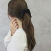 ヘアアクセサリーシュシュchouchouリボンなめらかまとめ髪シュシュゴムアクセサリー