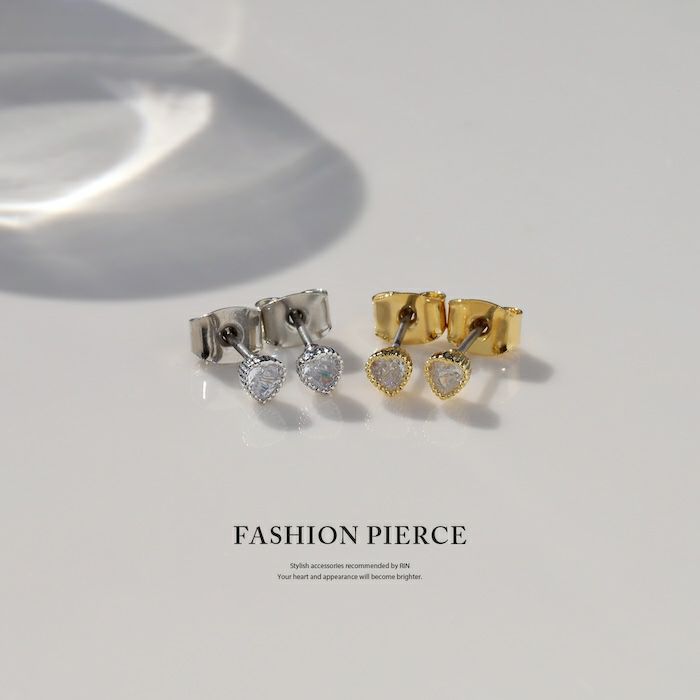 ピアス18Kコーティングハートメタルモダンスタッドアクセサリー
