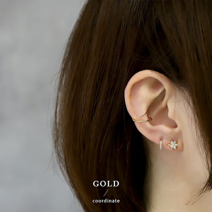 ピアス18Kコーティング花フラワーCZストーンきれいスタッドアクセサリー