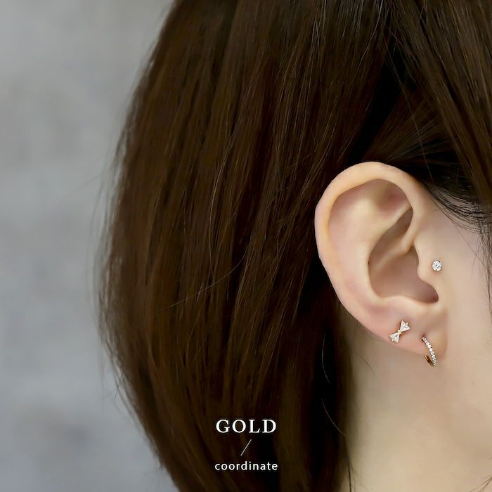 ピアス18Kコーティング花フラワーCZストーンきれいスタッドアクセサリー