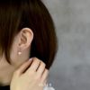 ピアス18KコーティングラウンドサークルフレームCZストーンきれいスタッドアクセサリー