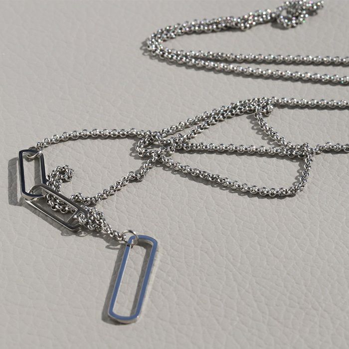 ネックレスチタンY字ロングネックレスラリエットスタイリッシュロールチェーンアクセサリー