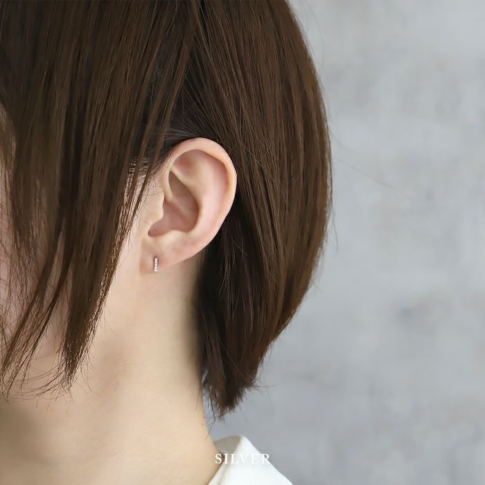 ピアス18Kコーティングバースタイリッシュキュービックジルコニアスタッドアクセサリー