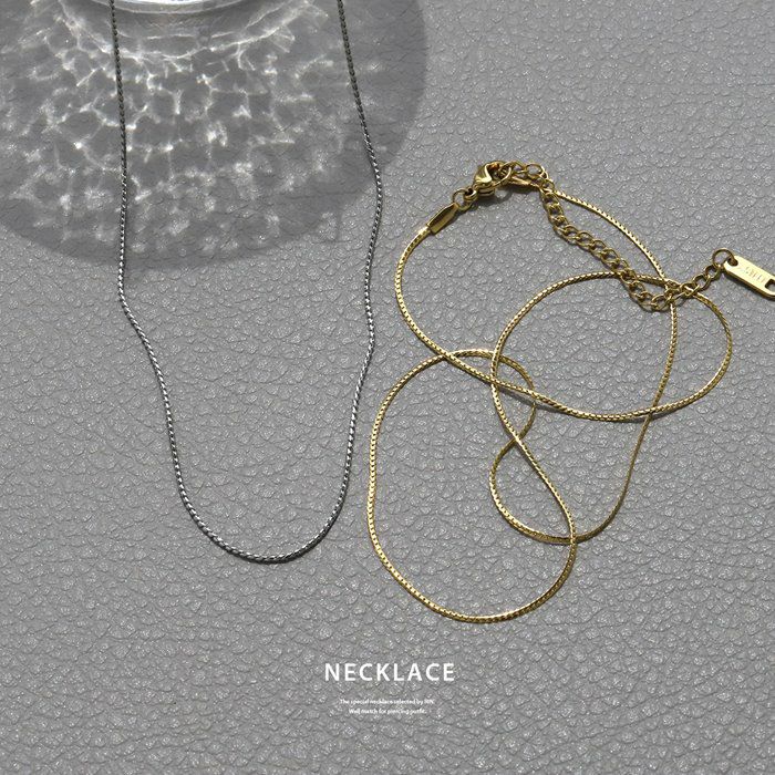 ネックレススタイリッシュシンプルサージカルステンレス金属アレルギー華奢スネークチェーンアクセサリー