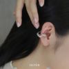 イヤーカフスツイストデザインで女性に人気のアクセサリーニッケルフリー素材ボディピアス専門店凛RIN激安