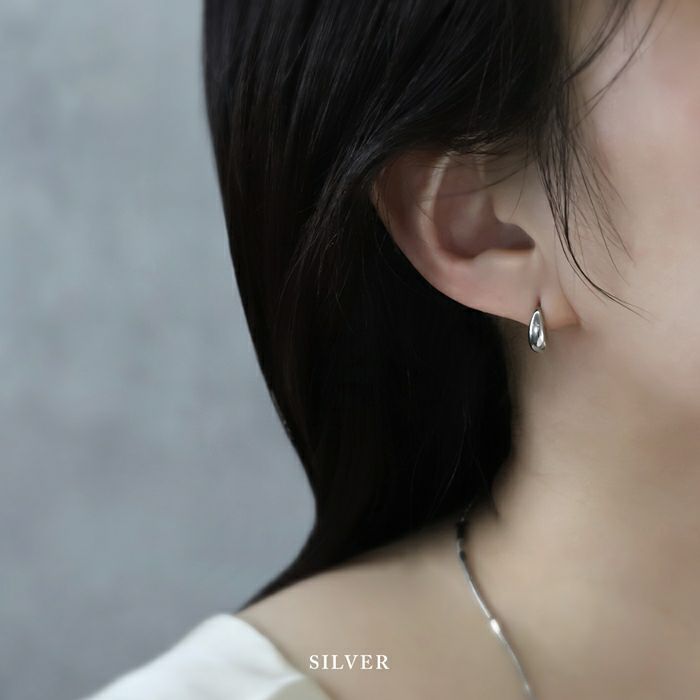 軟骨ピアス ティアドロップ 雫 ドロップ 金属アレルギー対応 ハーフフープ ストレートバーベル ボディピアス