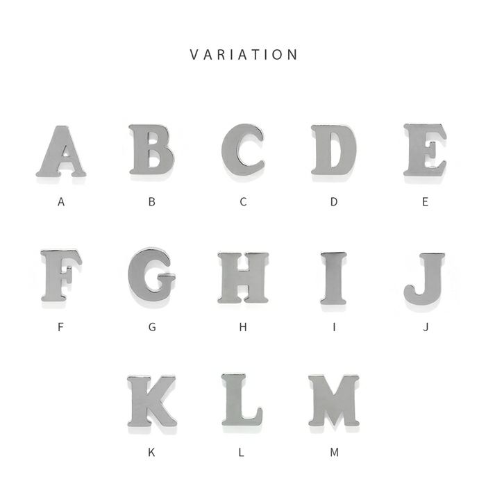 ステンレスピアス アルファベット イニシャル イングリッシュ 英字 文字 かわいい クール スタッドピアス アクセサリー
