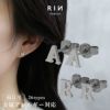ステンレスピアス アルファベット イニシャル イングリッシュ 英字 文字 かわいい クール スタッドピアス アクセサリー